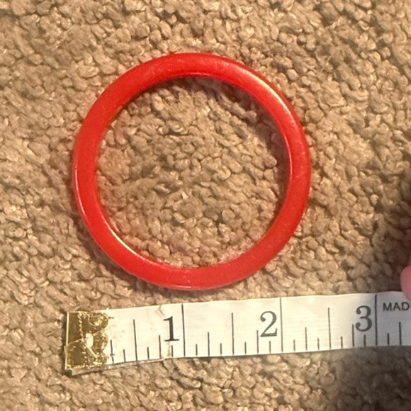 Bakelite vtg Red Bangle Bracelet Fashion Jewelry Accessory Statement Piece Child - Picture 5 of 6